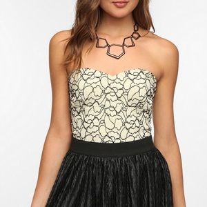 Pins and Needles contrast lace strapless top